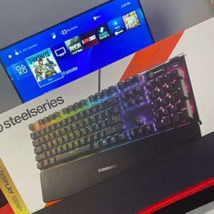 Steel series apex 5 blue switch new